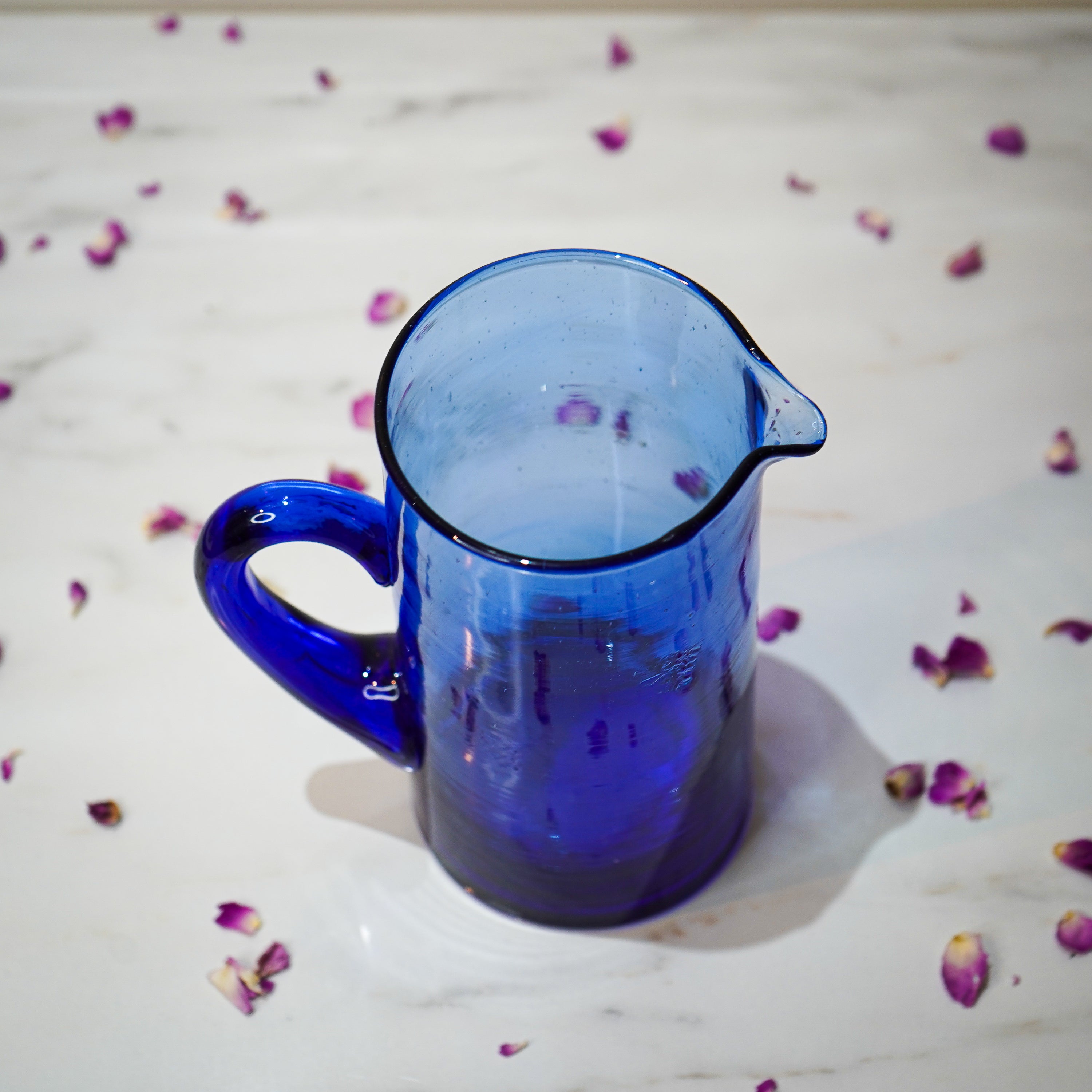 Carafe en Verre Beldi Marocain Soufflé à la Main : Pichet d’Eau Artisanale, Verrerie Bohème pour Cuisine